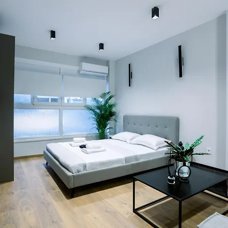 Luxury Downtown α1 * Salonic