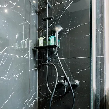 Luxury Downtown α1 سالونيك