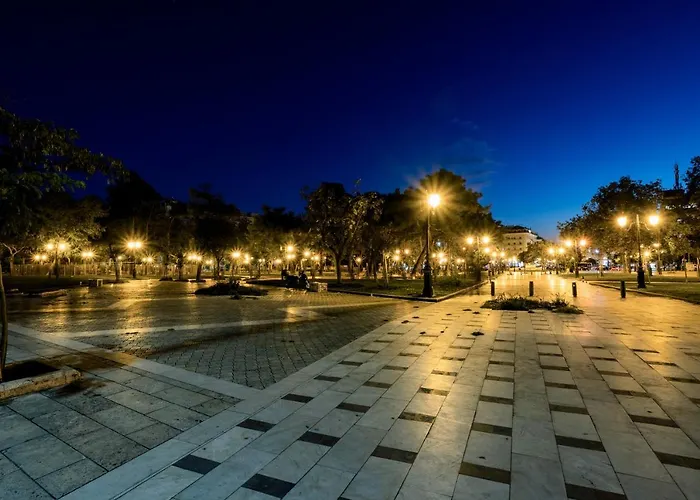Luxury Downtown α1 * Saloniki