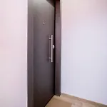 Luxury Downtown α1 דירה *